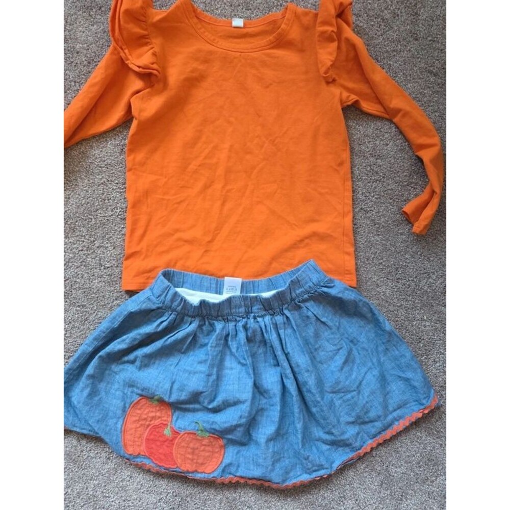 Pumpkin - Thanksgiving day outfit - applique - embroidered